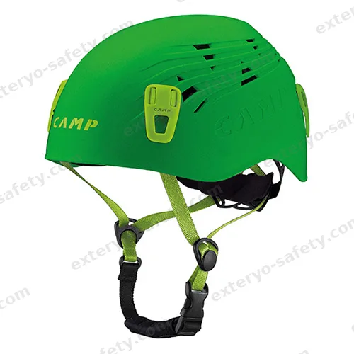 TITAN - Small Green, Casco C.A.M.P.