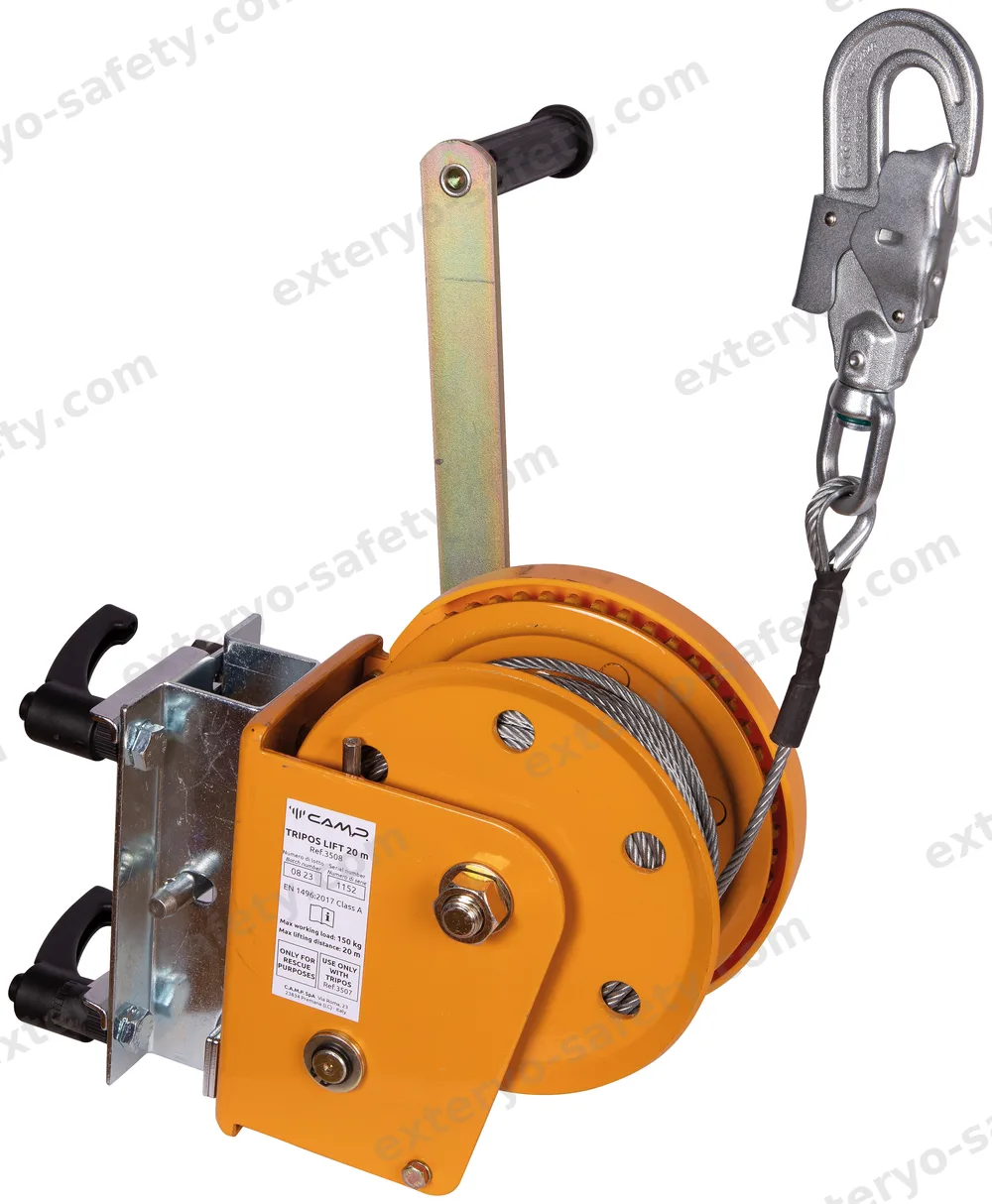 TRIPOS LIFT 20 m, Attrezzatura C.A.M.P.