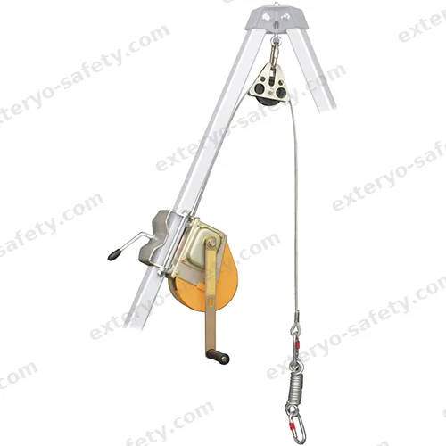 RESCUE LIFTING DEVICE, Dispositivo anticaduta C.A.M.P.