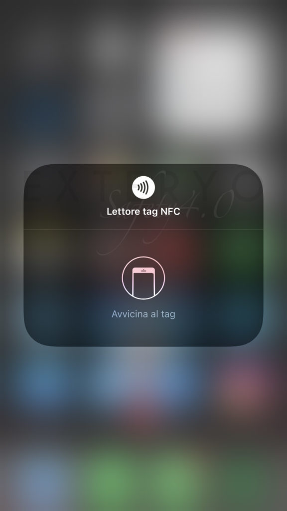 Schermata per l'avvicinamento del Tag NFC 